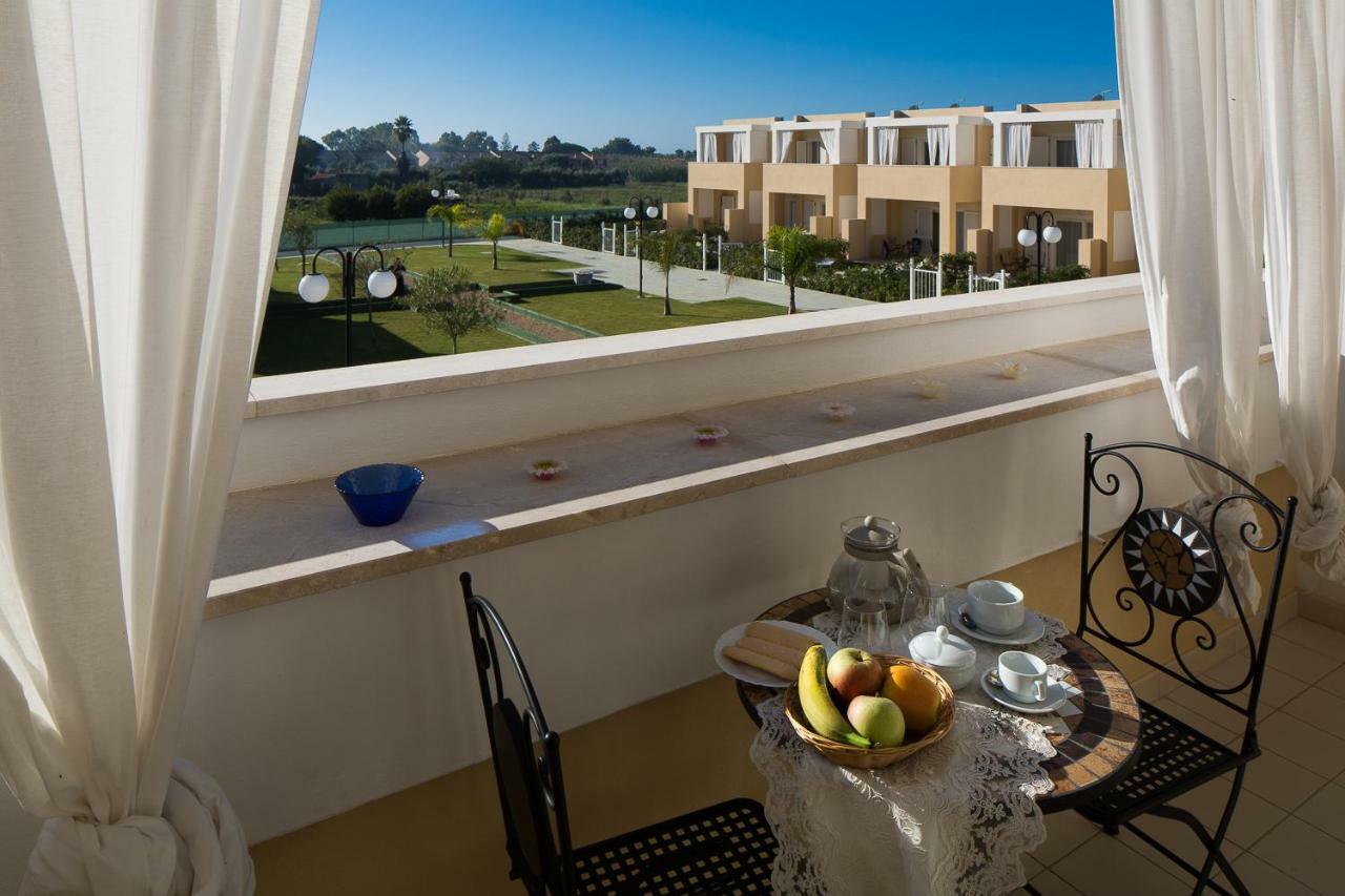 Residence Mar Mediterraneo Quartu Sant'Elena Exterior photo